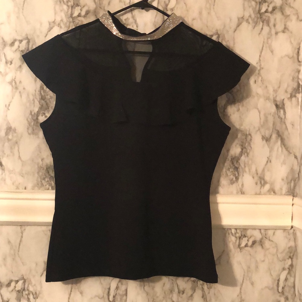 Size 2XL woman’s top with jeweled neck line